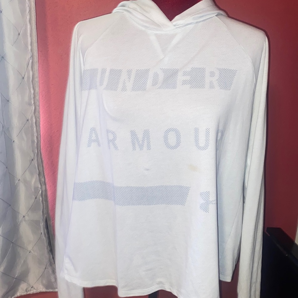 Women's Under Armour Heat Gear  Lightweight Pullover Hoodie